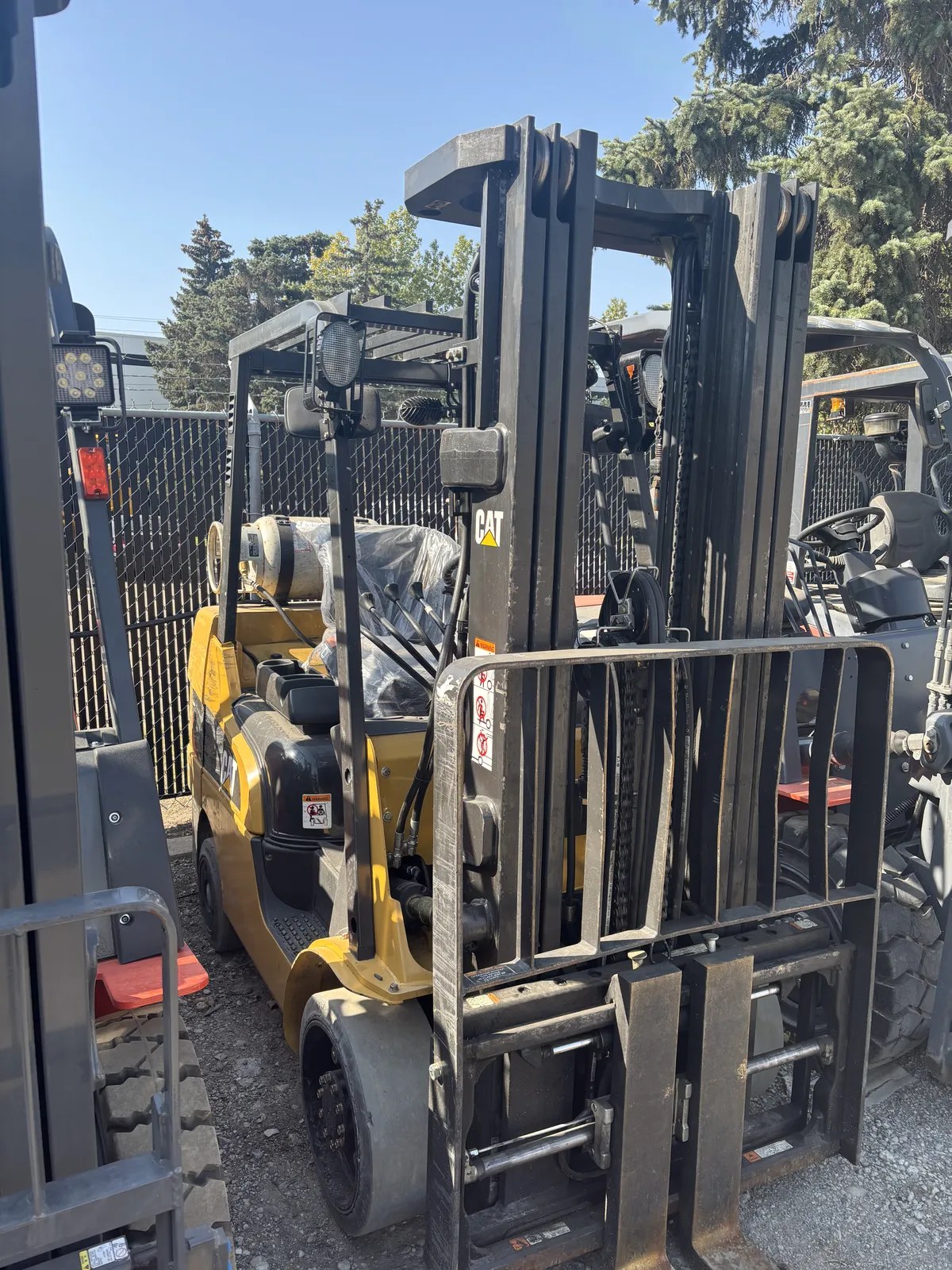 2010 Cat 2C6000 — view 3