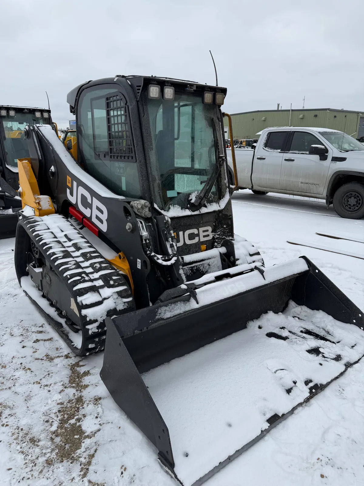 2026 JCB 250T — view 3