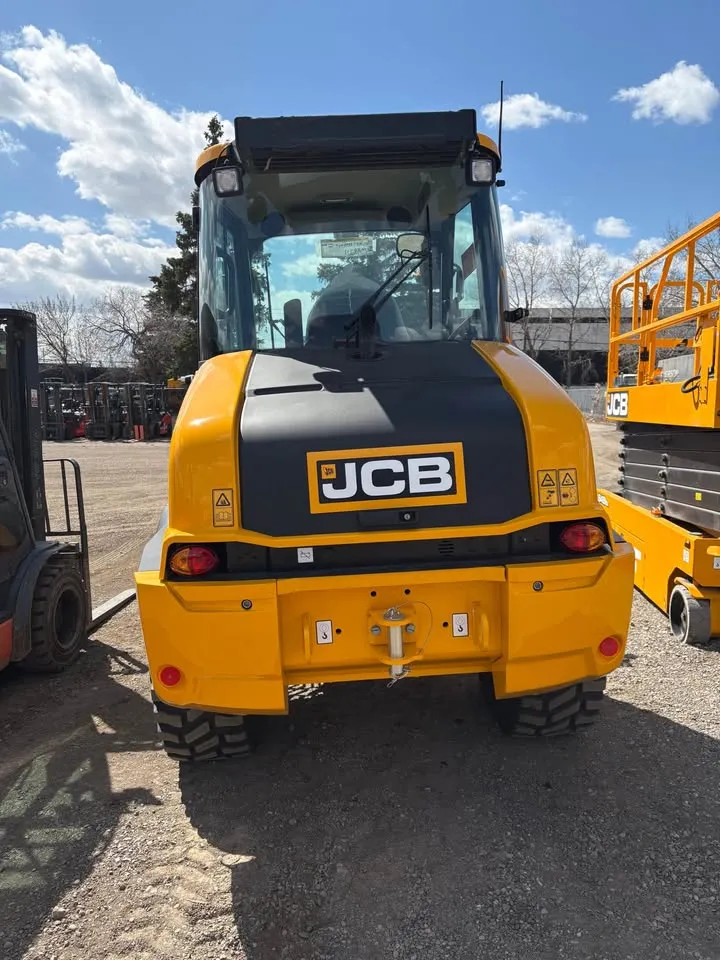 2026 JCB 409 T4 — view 3