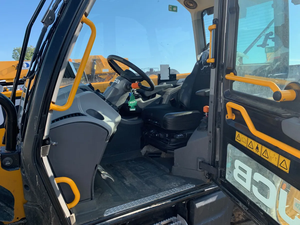 2022 JCB 542-70AG for sale — Telehandlers in Lethbridge AB at Southern Iron Equipment