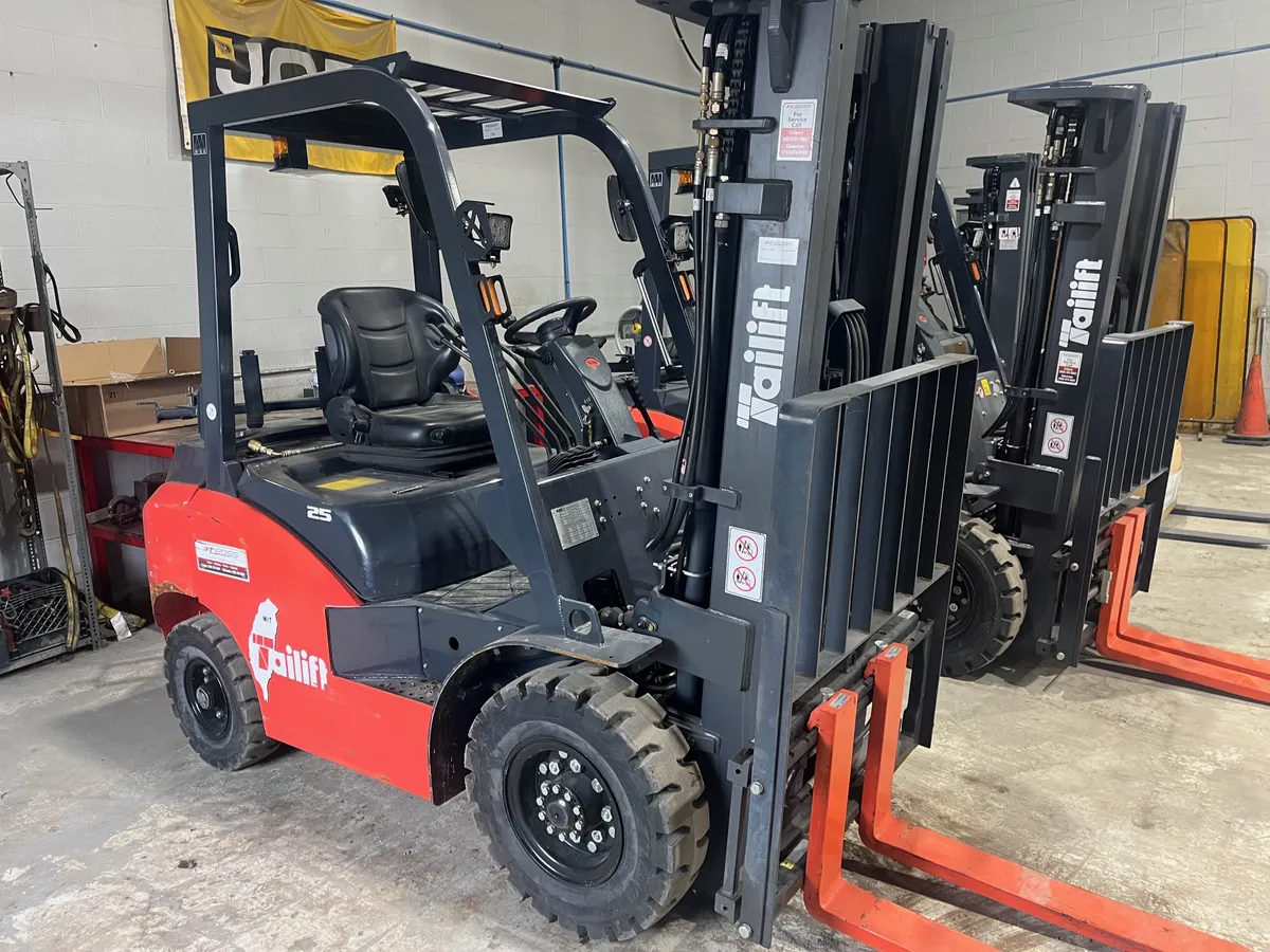 2024 Tailift PFG25-PS for sale — Forklifts in Lethbridge AB at Southern Iron Equipment