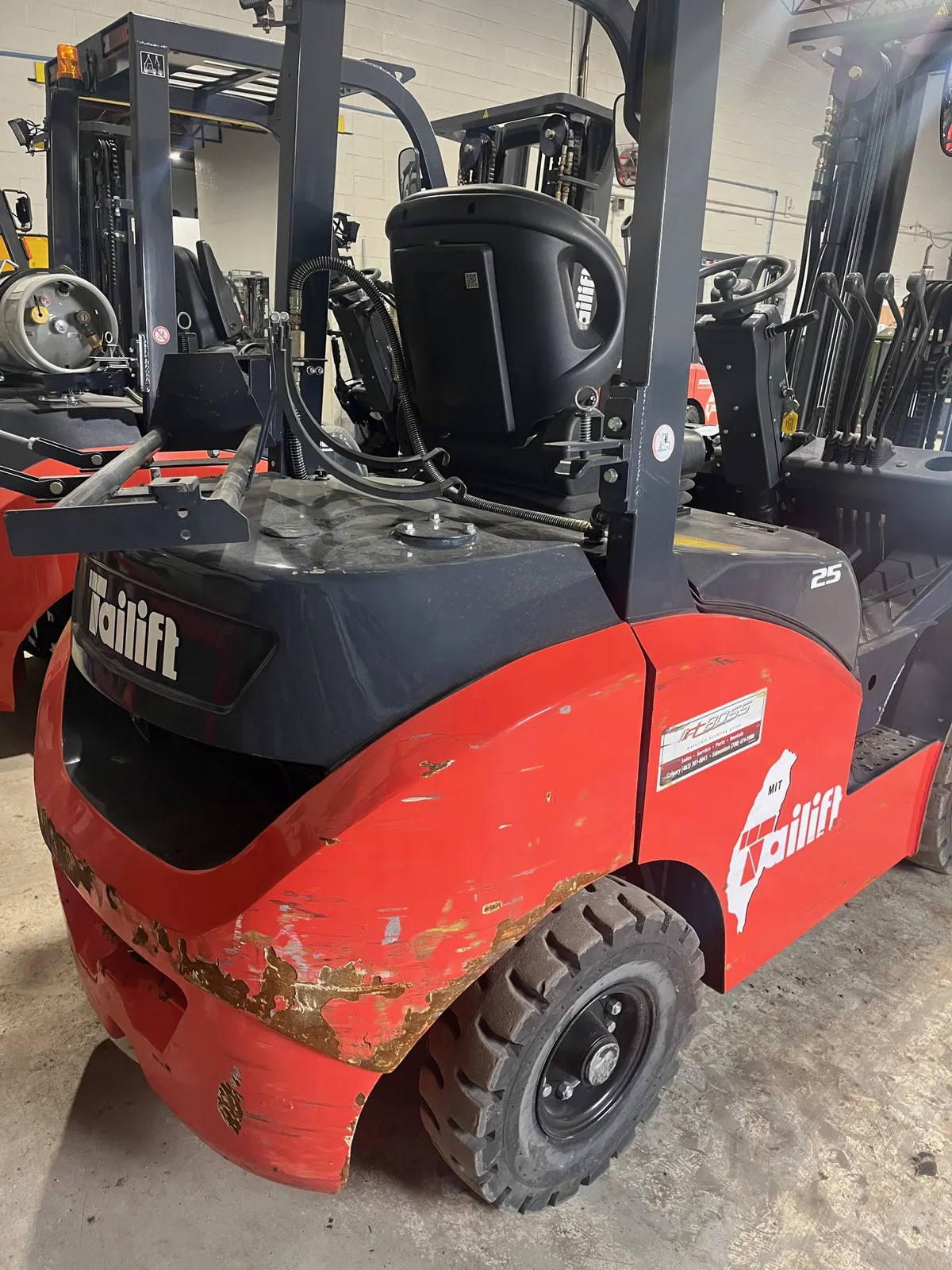 2024 Tailift PFG25-PS — view 2