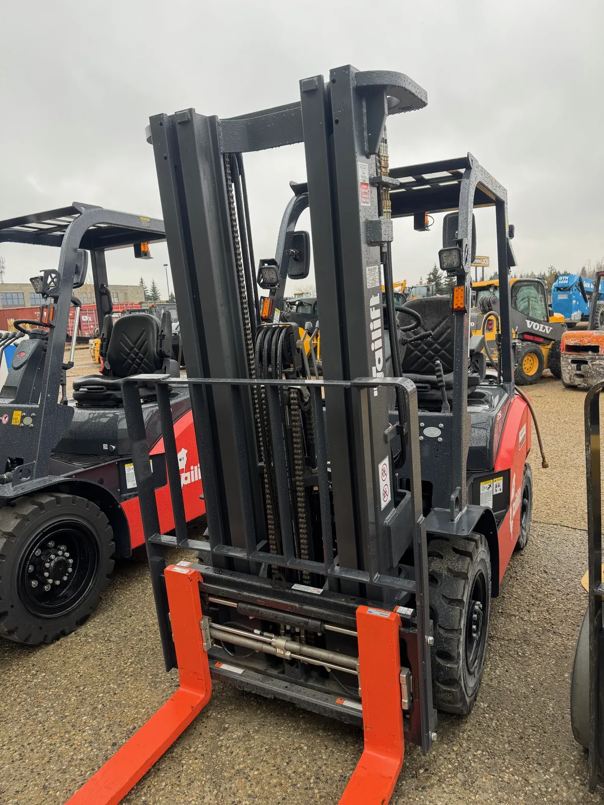 2025 Tailift PFG25-PS for sale at Southern Iron Equipment Lethbridge
