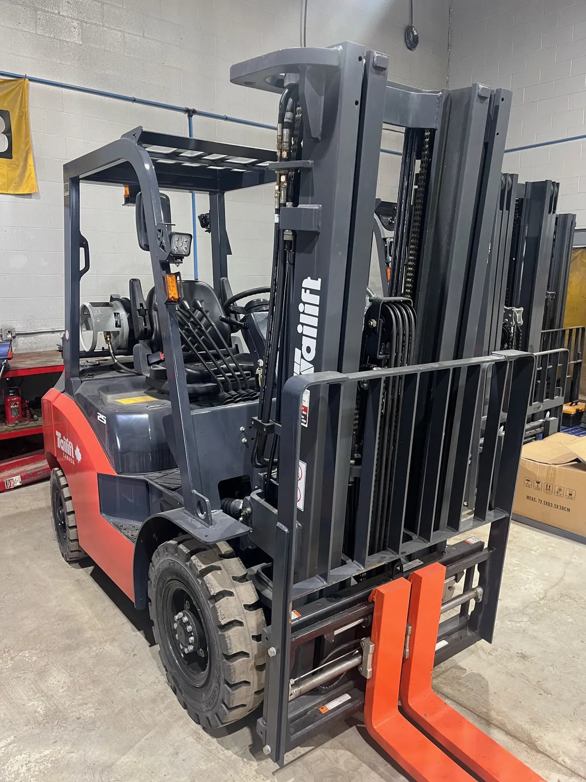 2026 Tailift PFG25-PS for sale at Southern Iron Equipment Lethbridge