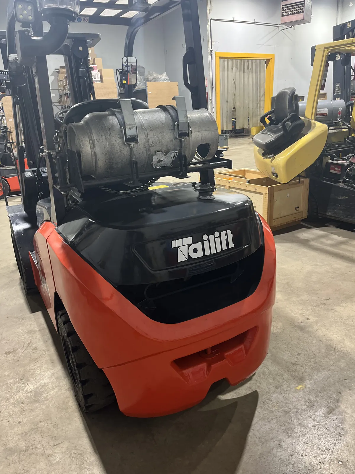 2022 Tailift PFG30-PS — view 4