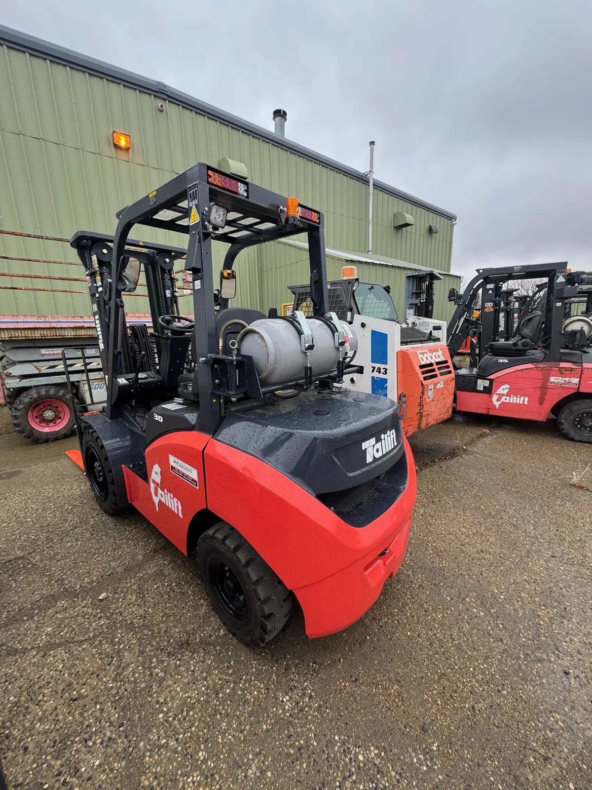 2025 Tailift PFG30-PS — view 4