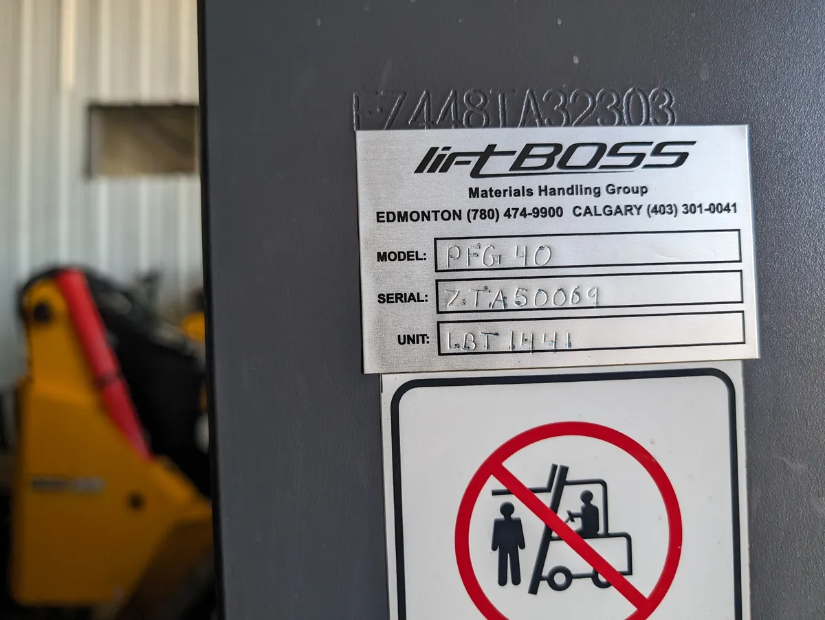 2023 Tailift PFG40-PS Cab — view 5
