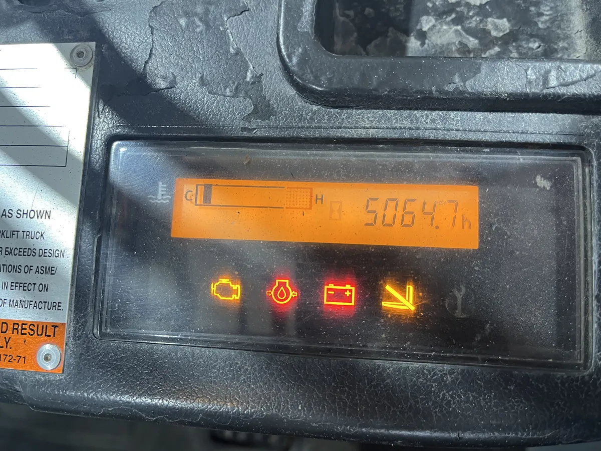 2012 Toyota 8FGC32 — view 5